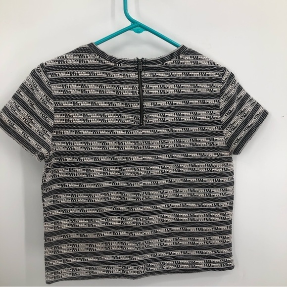 Attention women’s‎ black and white crop top size medium - Picture 3 of 9